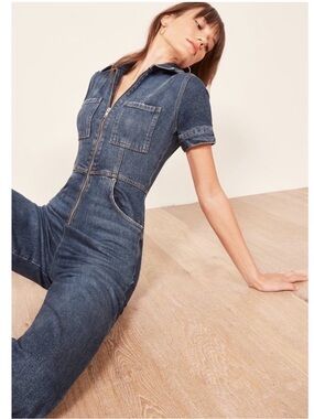 Reformation Georgia jumpsuit in size 0